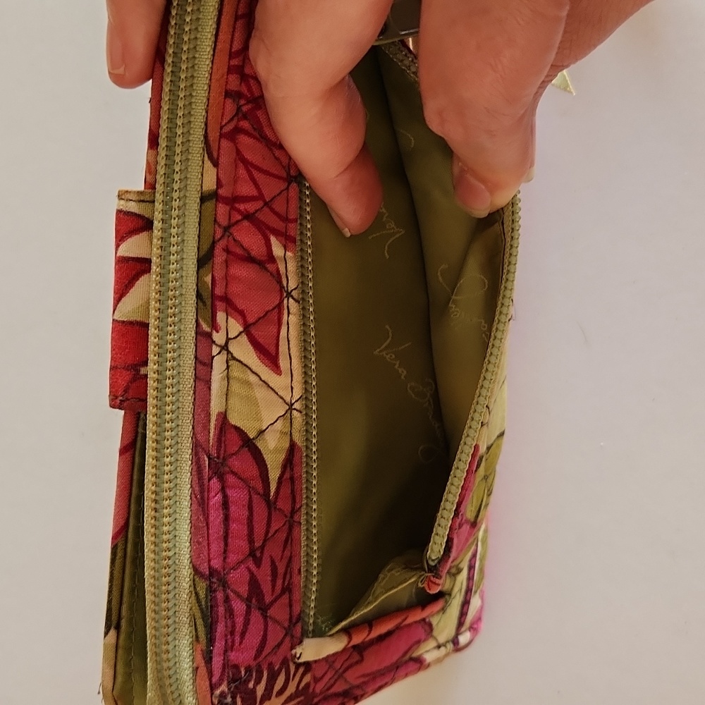 Vera Bradley turnkey wallet - Picture 6 of 6